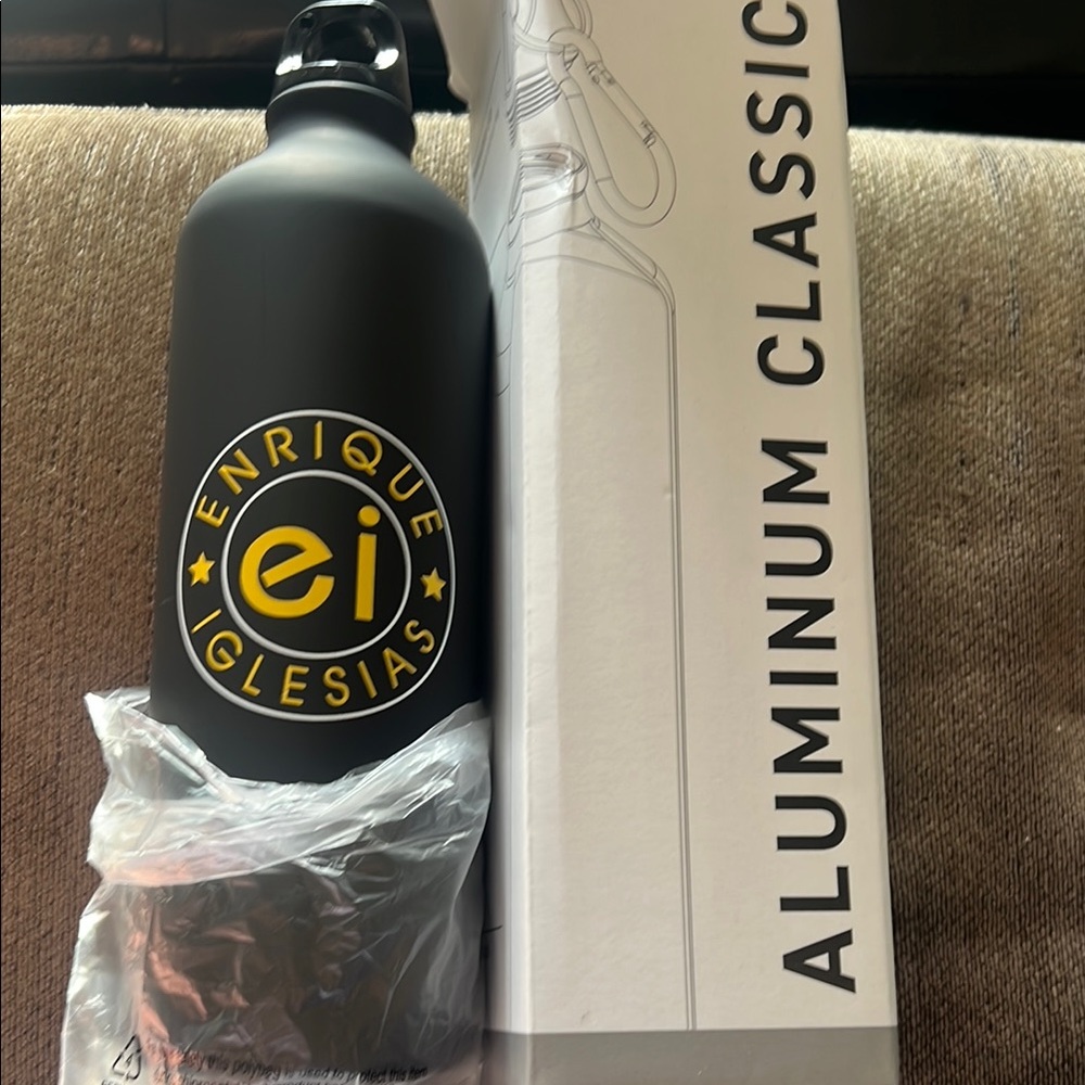 Enrique Iglesias Trilogy Tour Black Aluminum Water Bottle